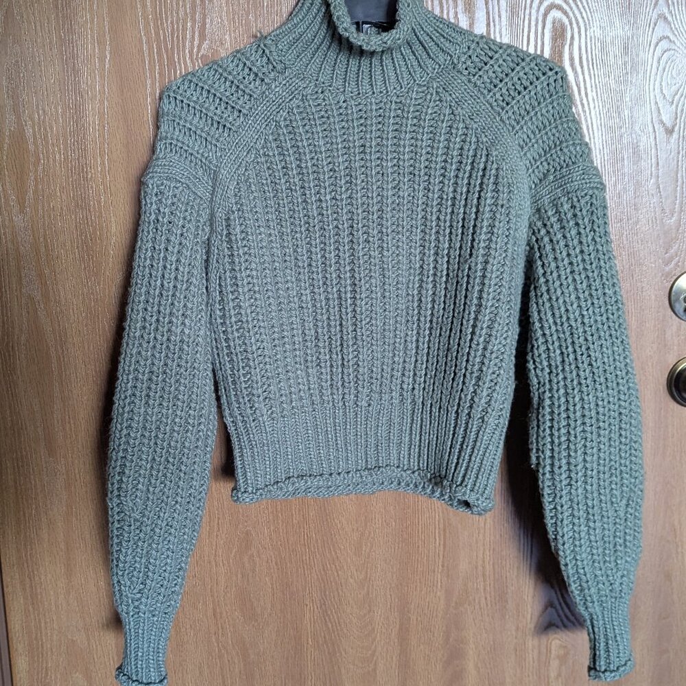 H&M Chunky Knit Turtleneck Sweater, XS